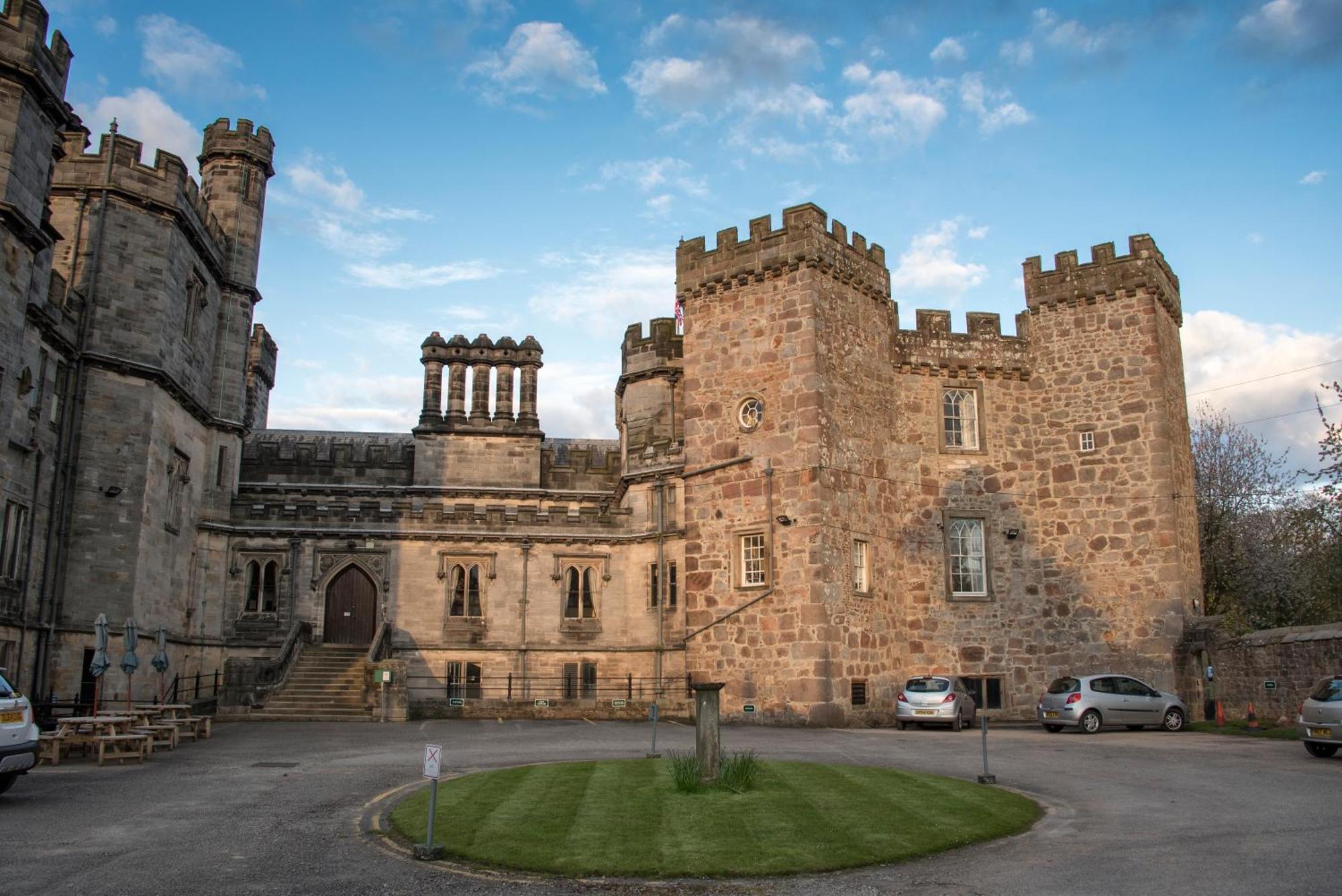 Ashton Hall At Lancaster Golf Club Bagian luar foto